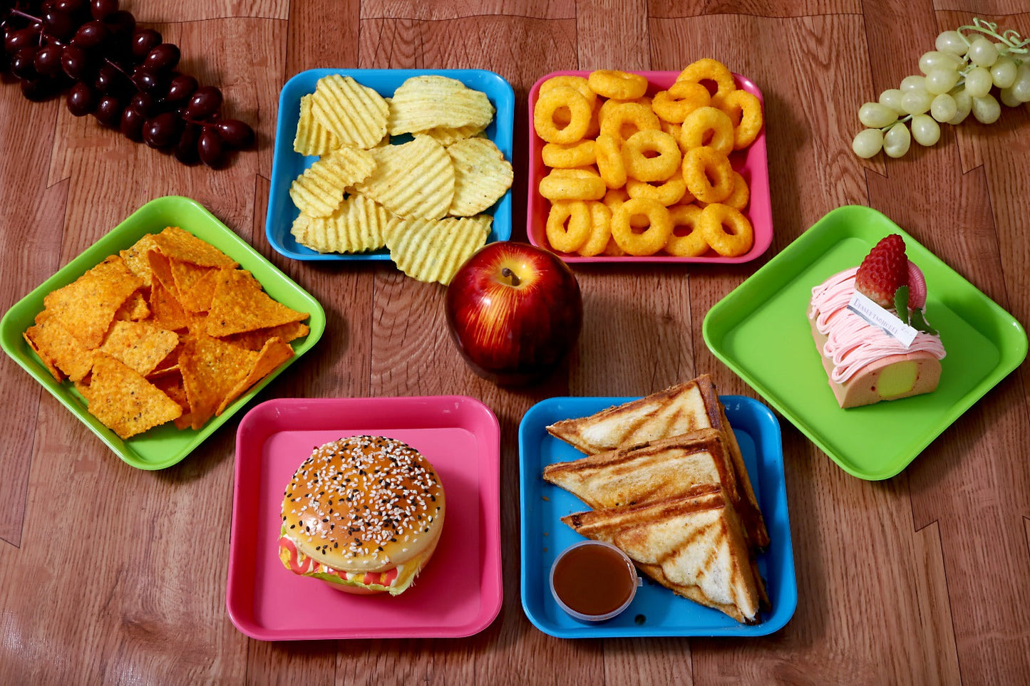 Plastic Square Snacks Quarter Plates Side/Half Plates Set, Food Grade, Unbreakable Plates