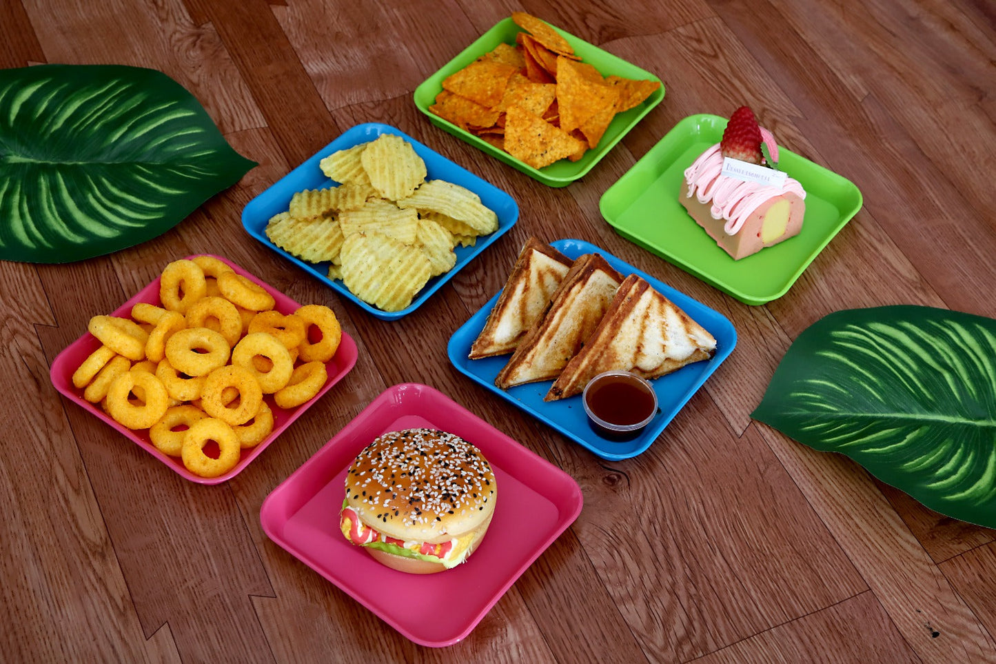 Plastic Square Snacks Quarter Plates Side/Half Plates Set, Food Grade, Unbreakable Plates